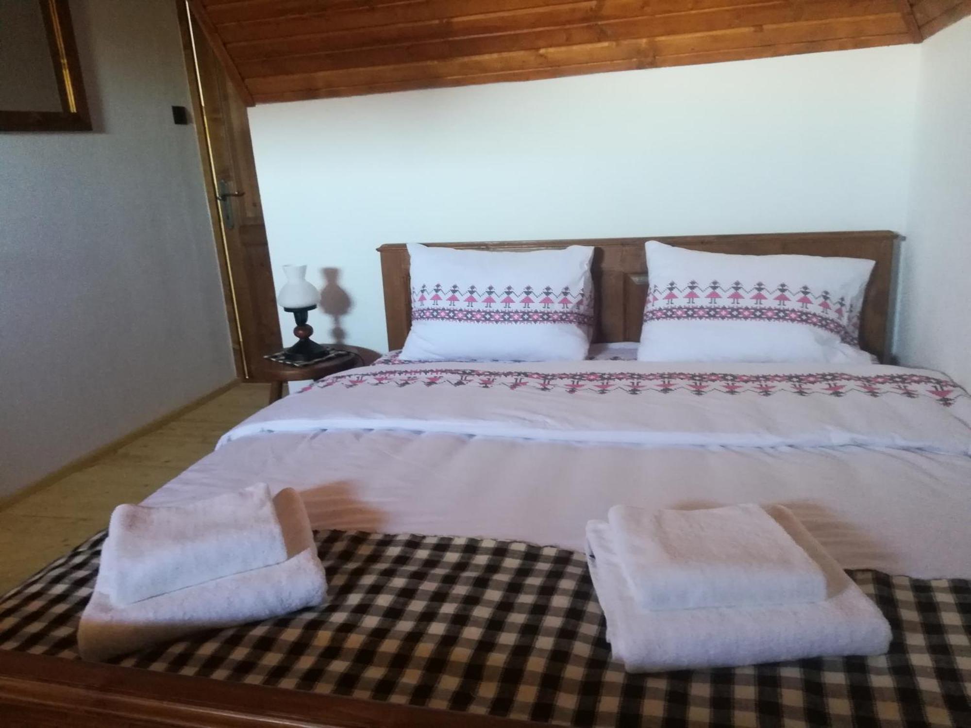 Casa Din Susani Calinesti  Værelse billede